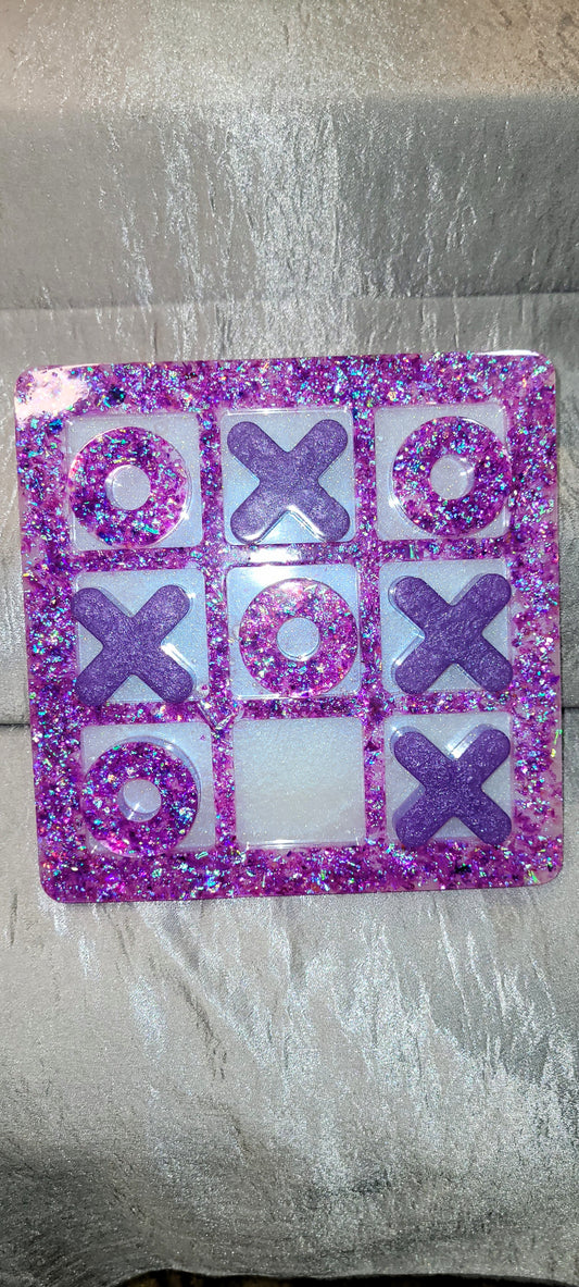 Purple &White Tic Tac Toe Game